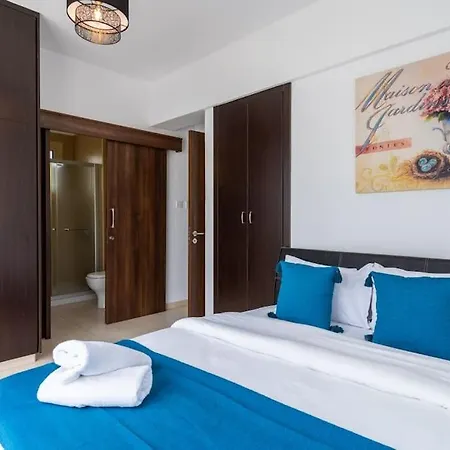 Sunscape 3-bedroom And Pool In Πρωταράς